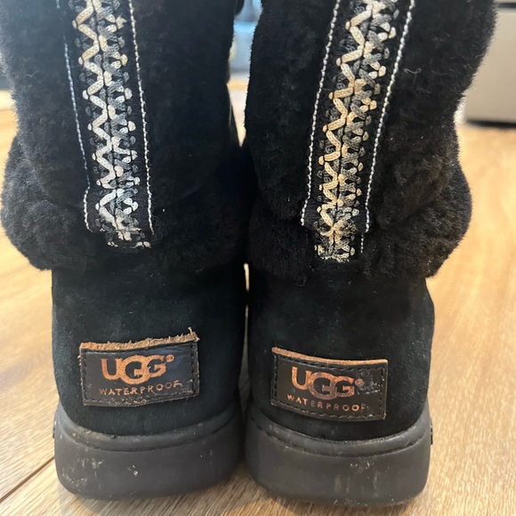 Ugg tall boot - Picture 9 of 14